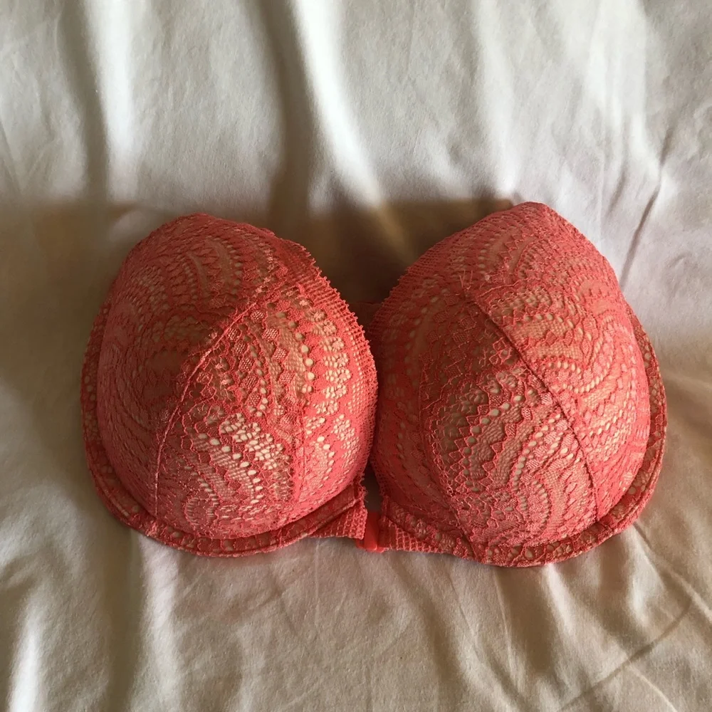 Victoria’s Secret Very Sexy Push Up Racerback Bra 32DDD Coral lace NWT - Picture 1 of 8